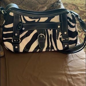 Small zebra purse😱😱